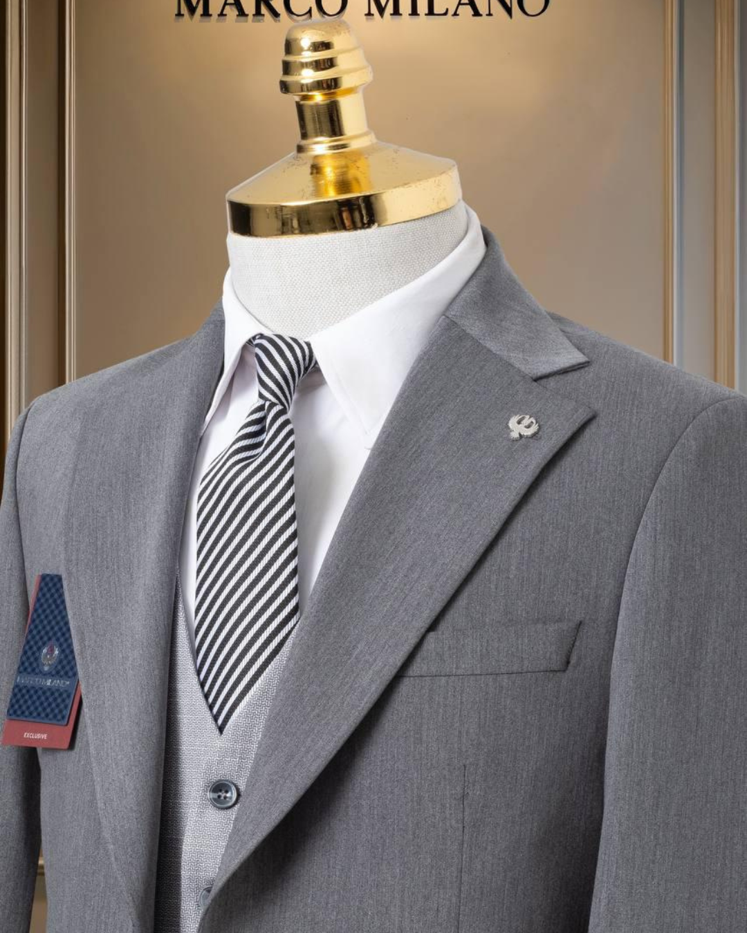 Costume Marco Milano – Gris Clair Élégance Suprême