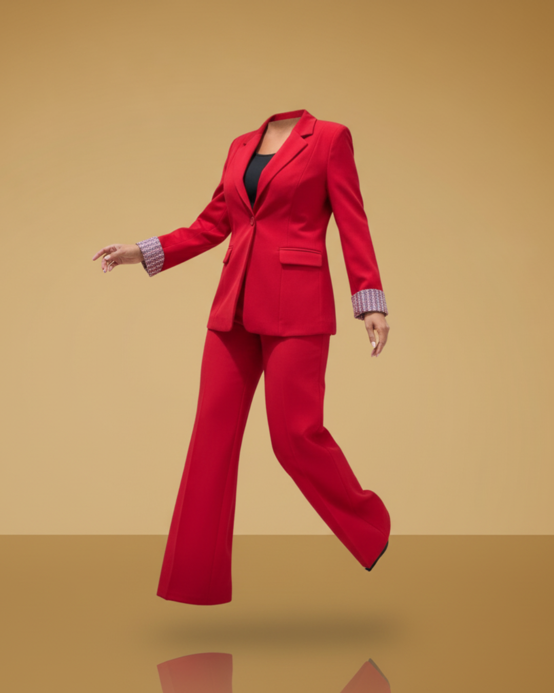 Tailleur Rouge Impérial – Élégance Classique – Image 2