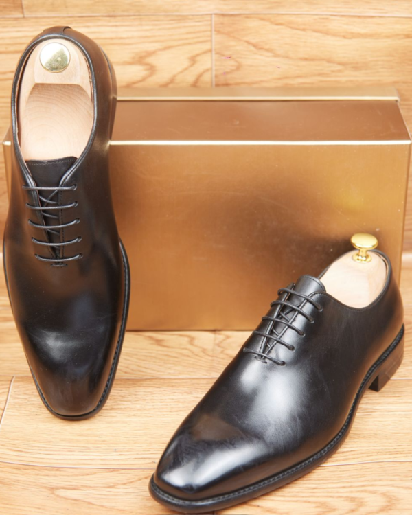 Richelieus Milano Noir – Cuir Lisse Classique Bout Uni